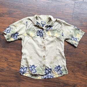 Tommy Bahama Short Sleeve Button Down Shirt, Tan, size XS (H18)